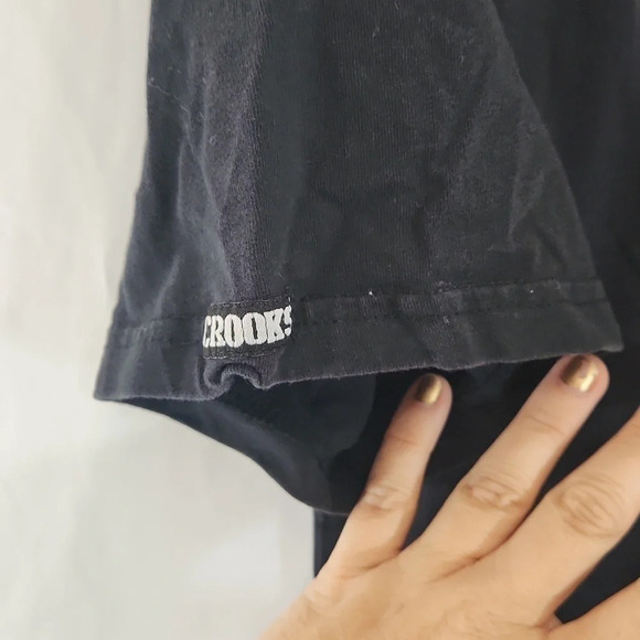 Crooks  and Castles Mens Large Bandana Graphic Tee - Picture 3 of 6